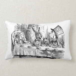 Cojín Lumbar Vintage Alicia en fiesta del té enojada del