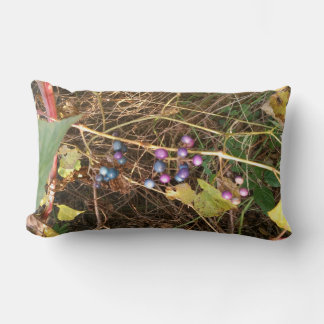 Cojín Lumbar Wild Porcelain Berry Vine In Nature Throw Pillow