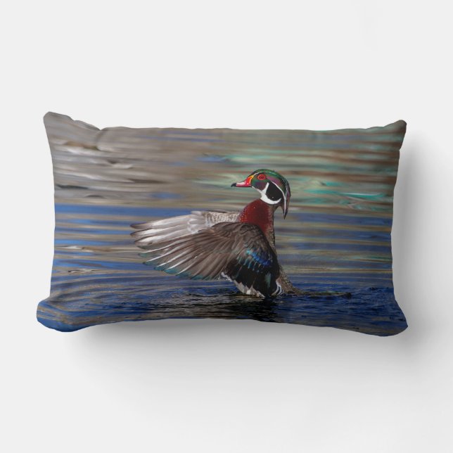 Cojín Lumbar Wing Flapping Wood Duck (Anverso)