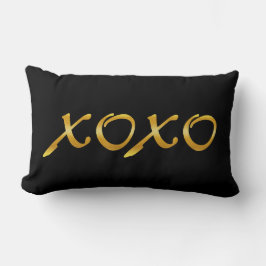 Cojín Lumbar XOXO en oro y negro