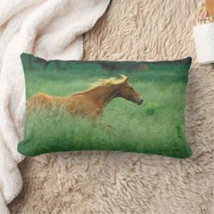 Cojín Lumbar Young Stallion Runs Through Meadow
