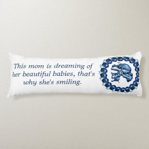 Cojín Mamá, yo y rosas de azul