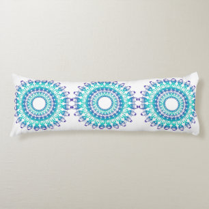 Cojín mandala. verde azulado étnico