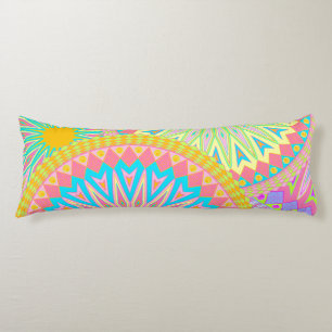 Cojín Mandalas superpuestos rosa azul amarillo menta púr