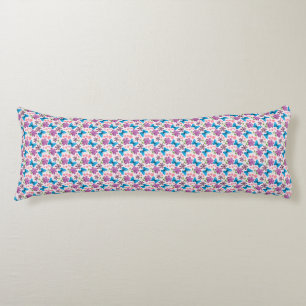 Cojín Mariposa Azul y Estampado Floral Púrpura