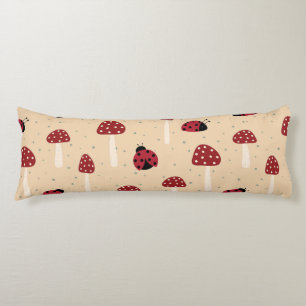 Cojín Mariquitas y Hongos Rojos