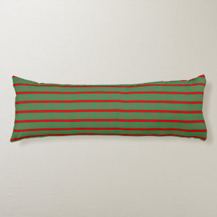 Cojín Medias de Navidad rojas y verdes sobre rojo verde