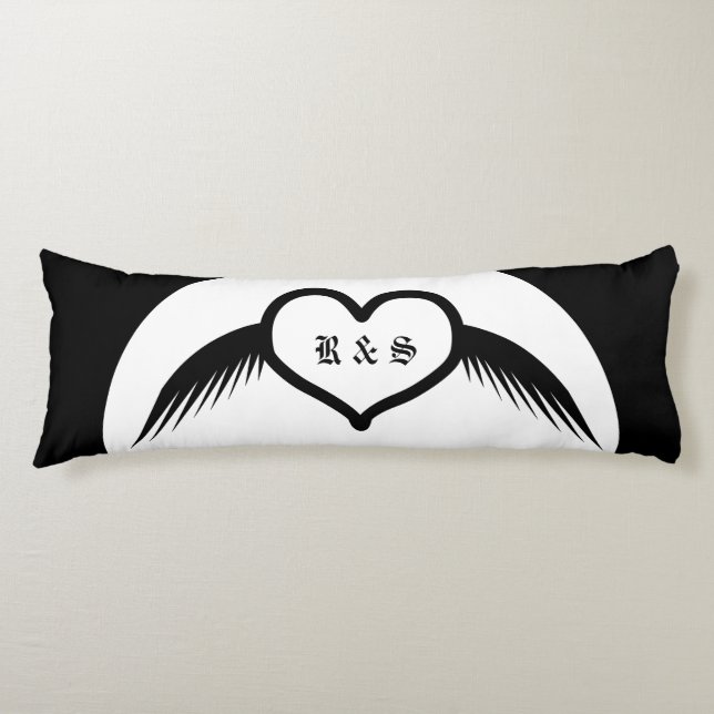 Cojín Monogramado Boda gótico Personalizado del corazón  (Anverso)