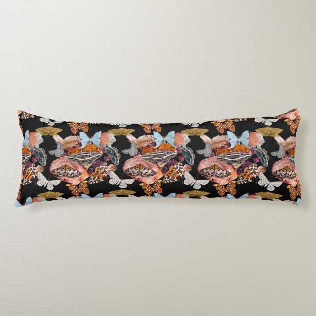 Cojín Moth Cotillion | Pilar del cuerpo largo de Goblinc (Anverso)