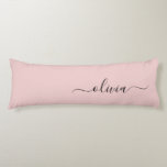 Cojín Nombre del Monograma de Rubor Dusty Pink Moderne S<br><div class="desc">Pilar del cuerpo del guión sencillo rosado del guión rosado del Rubor. La almohada hace el dulce perfecto cumpleaños de 16 años,  boda,  ducha de novia,  ducha de bebé o regalo de soltera para alguien que decora su habitación con oro subió.</div>