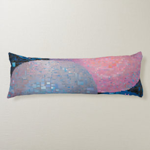 Cojín Ovalos opulentos: tonos azules y rosas en resumen