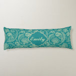 Cojín Paisley Vintage Azul-Verde Y Beige<br><div class="desc">Elegante color azul-verde y crema beige claro de color vintage floral sin fisuras con personalizado y monograma opcional.</div>