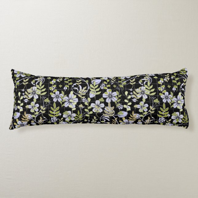 Cojín Patrón Boho 02.w Floral sobre negro BG (Anverso)