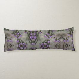 Cojín Patrón de flores silvestres de salina púrpura