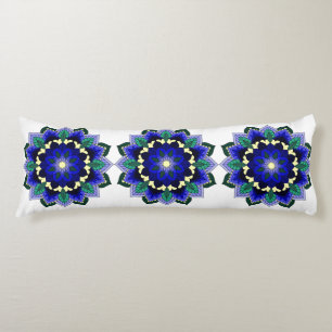 Cojín Patrón Mandala 02 en azul oscuro