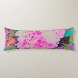 Cojín Peonías rosa eléctricas en el colorido jardín