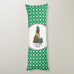 Cojín Perro irlandés del Día de San Patricio (rojo 1) Gr