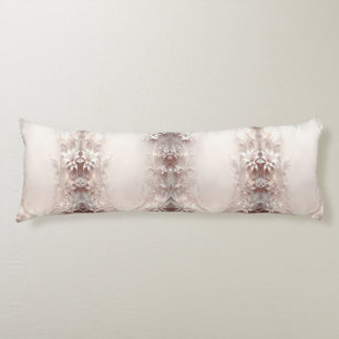 Cojín Pilar blanco de cuerpo floral de marfil