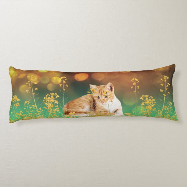 Cojín Pillow del cuerpo de color amarillo Kitty (Reverso)
