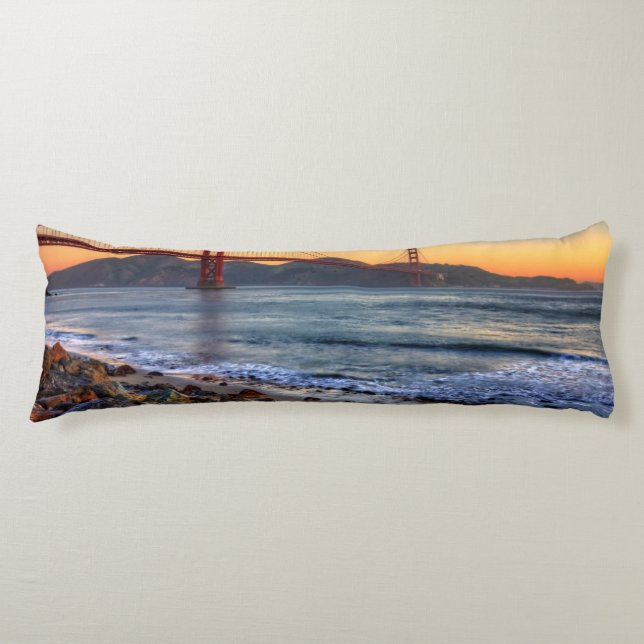 Cojín Puente Golden Gate del rastro de San Francisco Bay (Anverso)
