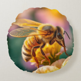 Cojín Redondo Alas doradas y lobo