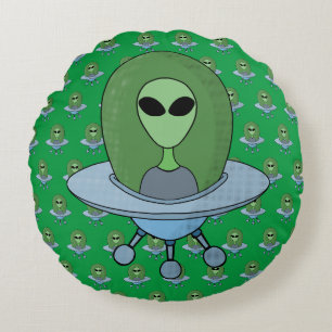 Cojín Redondo Alien en su pequeña nave espacial