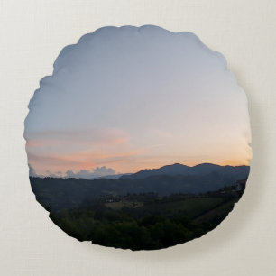 Cojín Redondo Atardecer en los Cárpatos – Fotografía de Montañas