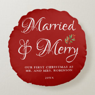Cojín Redondo Casados y Alegres Nuestro primer Navidad Casados R
