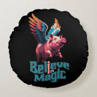 Cerdo lindo con alas coloridas | Creer en la magia