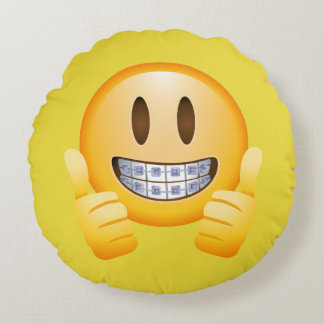 Cojín Redondo chica de la emoji de los apoyos de los pulgares
