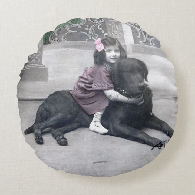 Cojín Redondo Chica y su perro (Anverso)