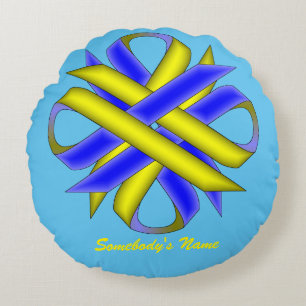 Cojín Redondo Cinta amarilla-azul de amor de Kenneth Yoncich