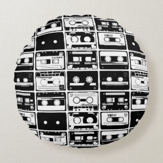 Cojín Redondo Cintas de audio retro, patrón anticuado.