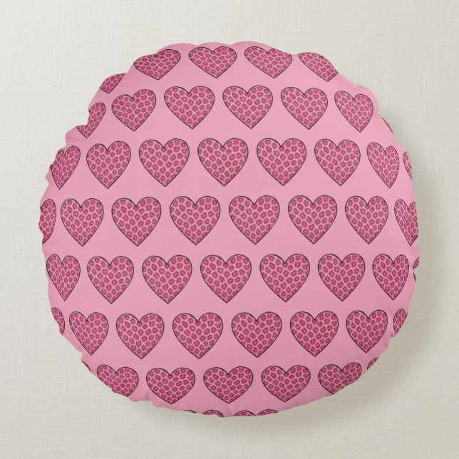 Cojín Redondo Corazones de estampado de guepardo rosa (Anverso)