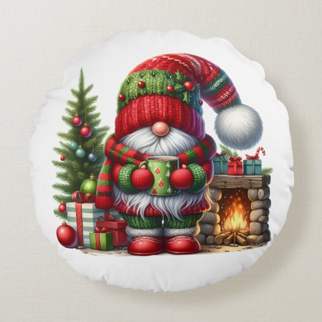 Cojín Redondo Cozy Christmas Gnome Art – Festive Holiday (Anverso)