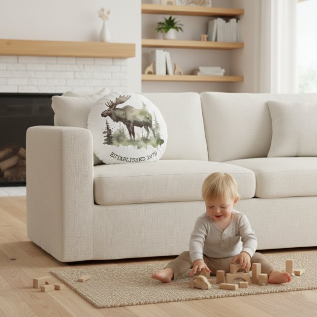 Cojín Redondo Custom "Established 1979" Watercolor Moose (Subido por el creador)