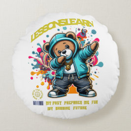 COJÍN REDONDO DABBING FUTURE LESSONS LEARN ROUND PILLOW