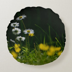 Cojín Redondo Daisy Dream: Hermosa naturaleza floral