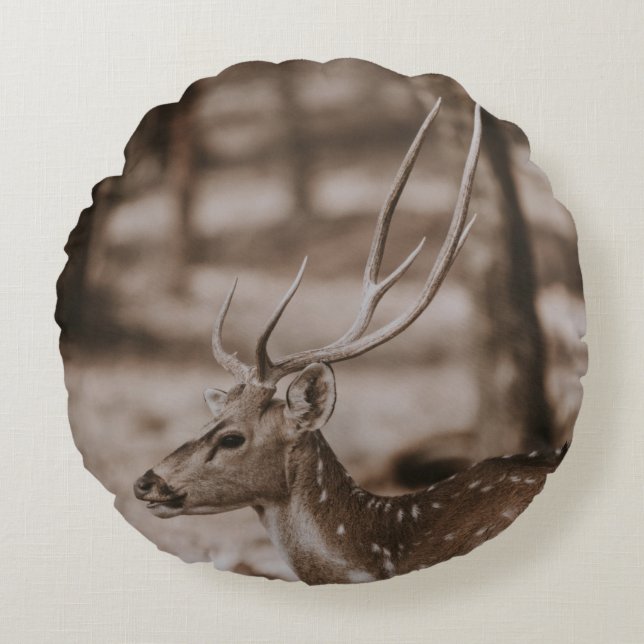COJÍN REDONDO DEER CON ANTLERS (Anverso)