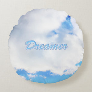 Cojín Redondo Dreamer puffy nubes blancas y cielo azul
