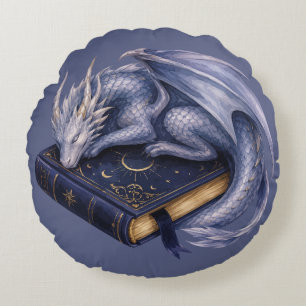 Cojín Redondo Durmiendo en Grimorio, Dragón Mágico
