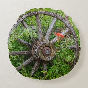 Cojín Redondo El carro viejo rueda adentro la ciudad histórica 