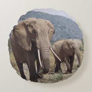 Cojín Redondo Elefante madre caminando con cría de elefante