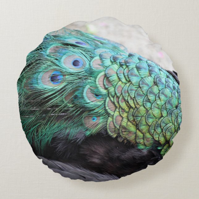 Cojín Redondo Esmeralda y plumas redondas elegantes beige del (Reverso)