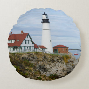 Cojín Redondo Faro de Portland Headlight en costa rocosa