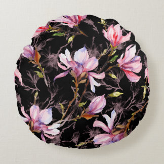 Cojín Redondo Flores de magnolia rosa en un patrón de ramita