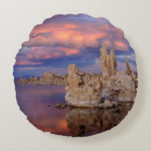 Cojín Redondo Formaciones de Tufa en el lago Mono