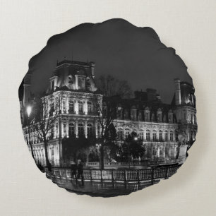 Cojín Redondo Foto urbana, moderna de la vida nocturna parisina
