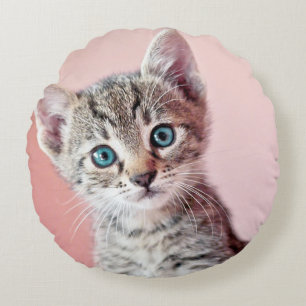 Cojín Redondo Gatito lindo con los ojos azules