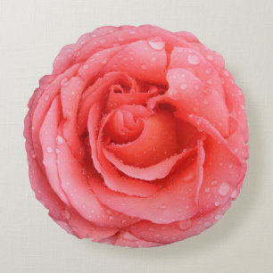Cojín Redondo Gotas de agua de rosa rosa roja romántica